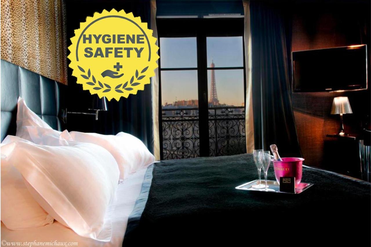 Suite Eiffel Tower View
