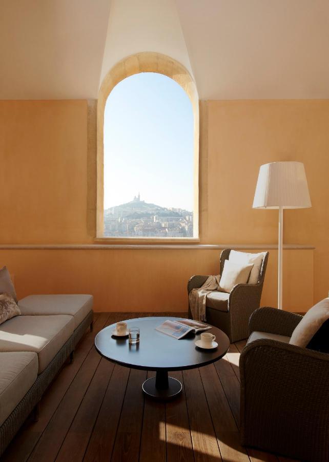Classic King Room Terrace Harbour View