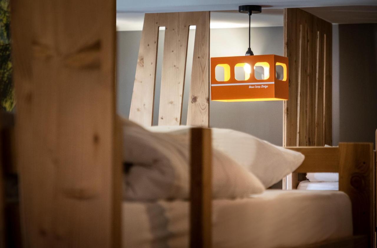 Single Bed 10-Bed Dormitory Room