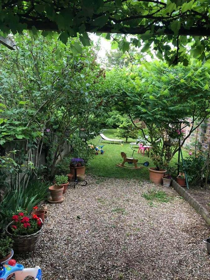 Double Room Garden View