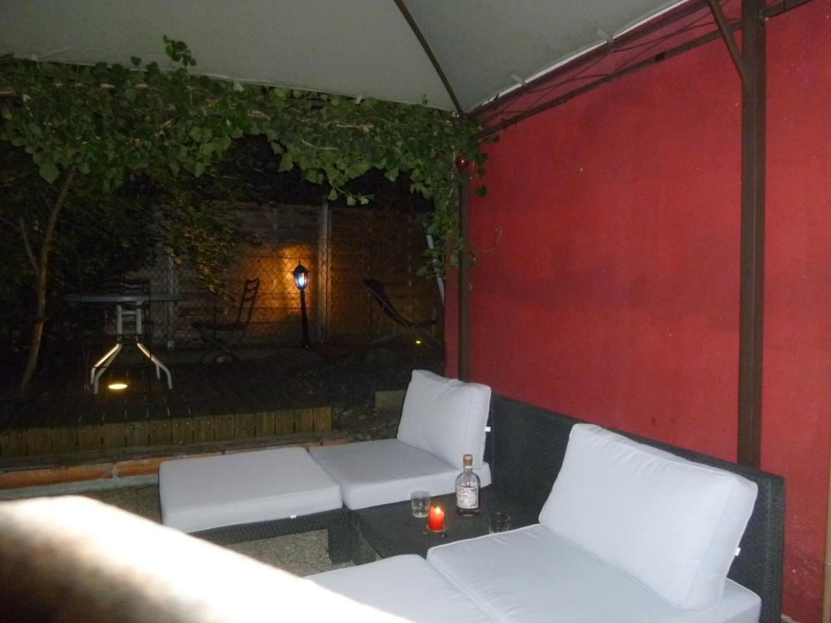 Double or Twin Room Garden View