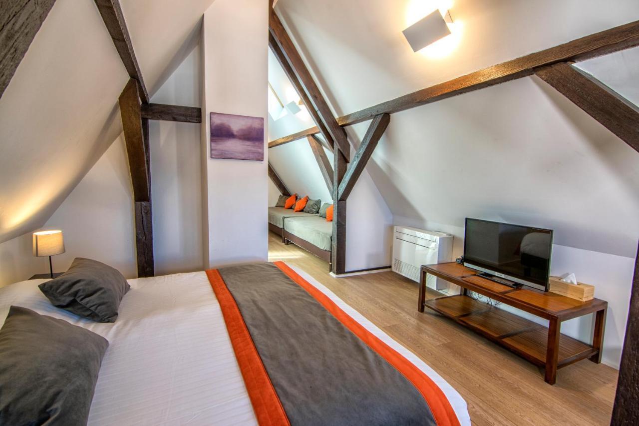 Large Double Room
