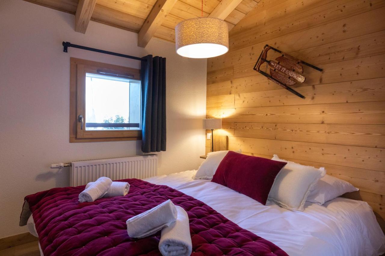 2 Bedrooms Cabin Standard