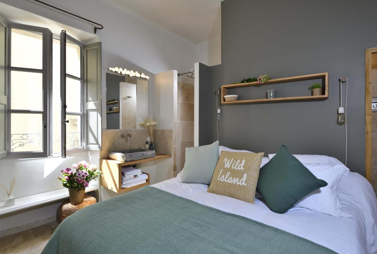 Double Room Private Bathroom
