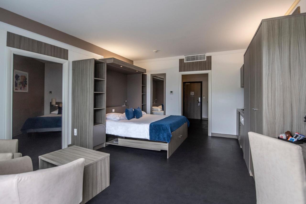 Prestige Suite