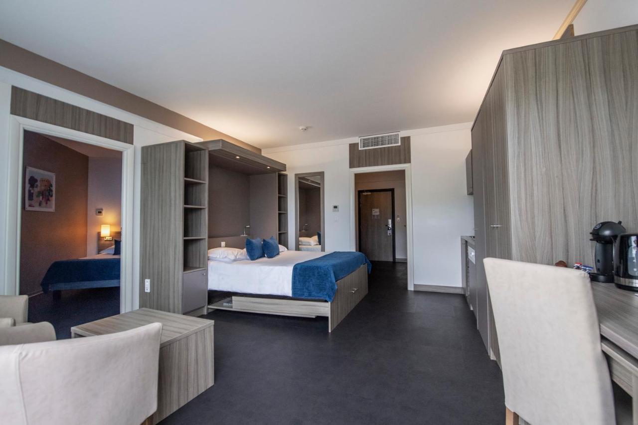 Prestige Suite