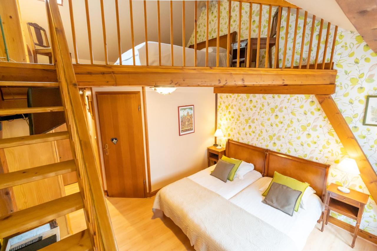 Duplex Triple or Quadruple Room