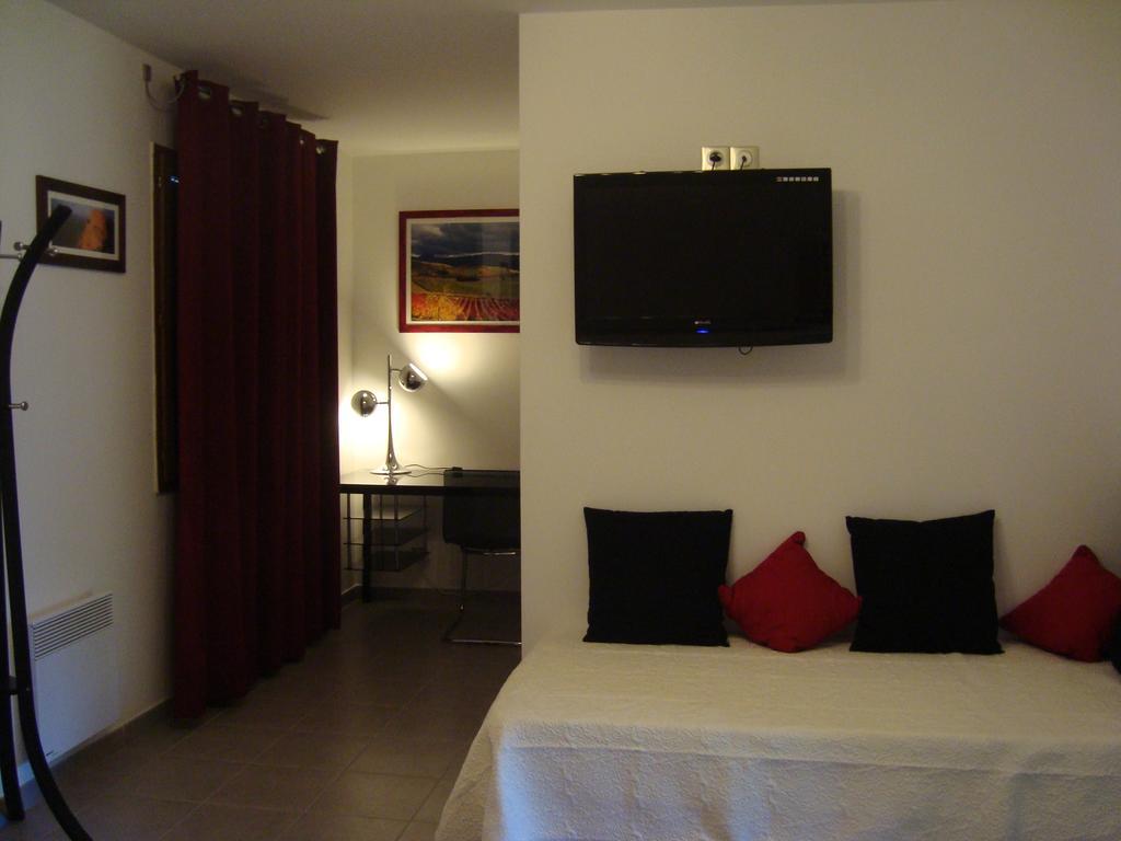 Double Room Shower