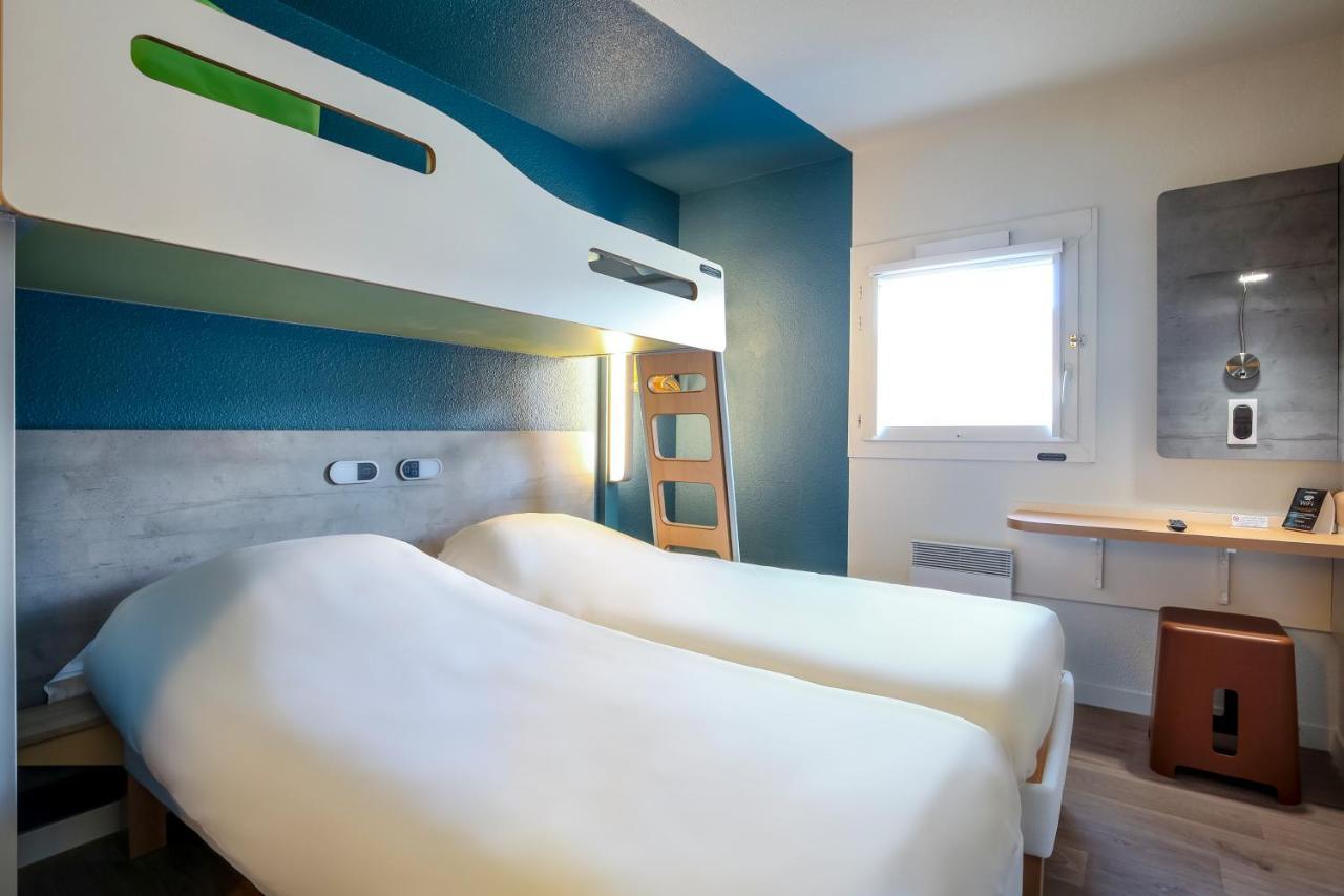 Triple Room 3 Single Beds