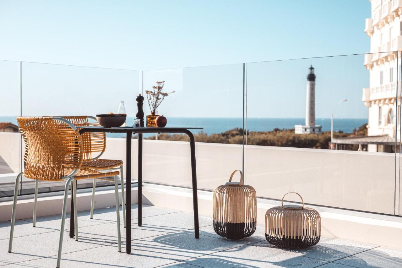 Atelier Suite Partial Ocean View