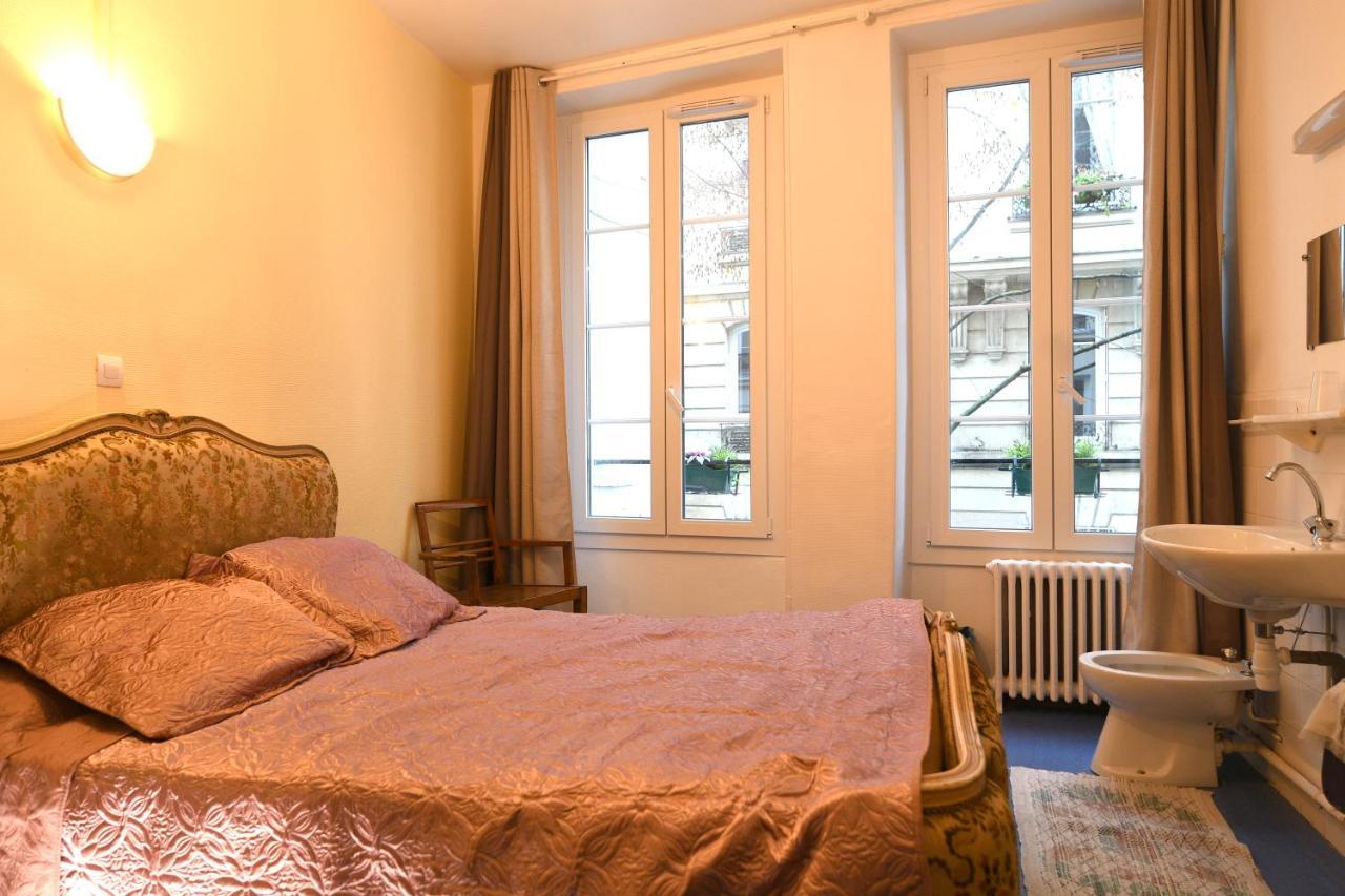 Double Room Shared Toilet