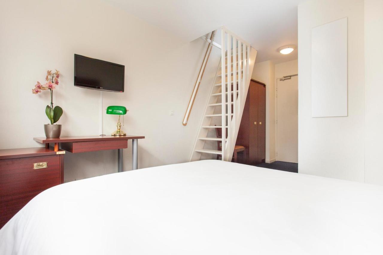 Duplex Room