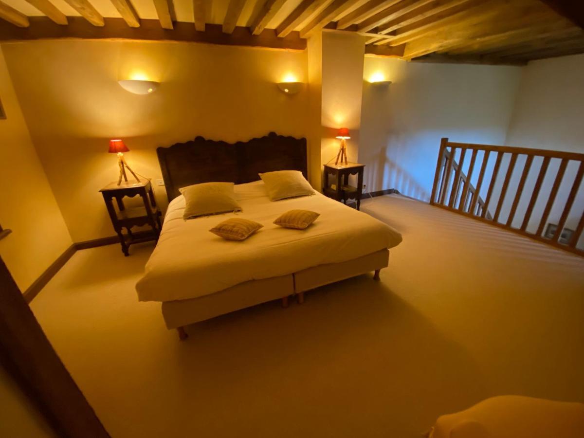 Duplex Room