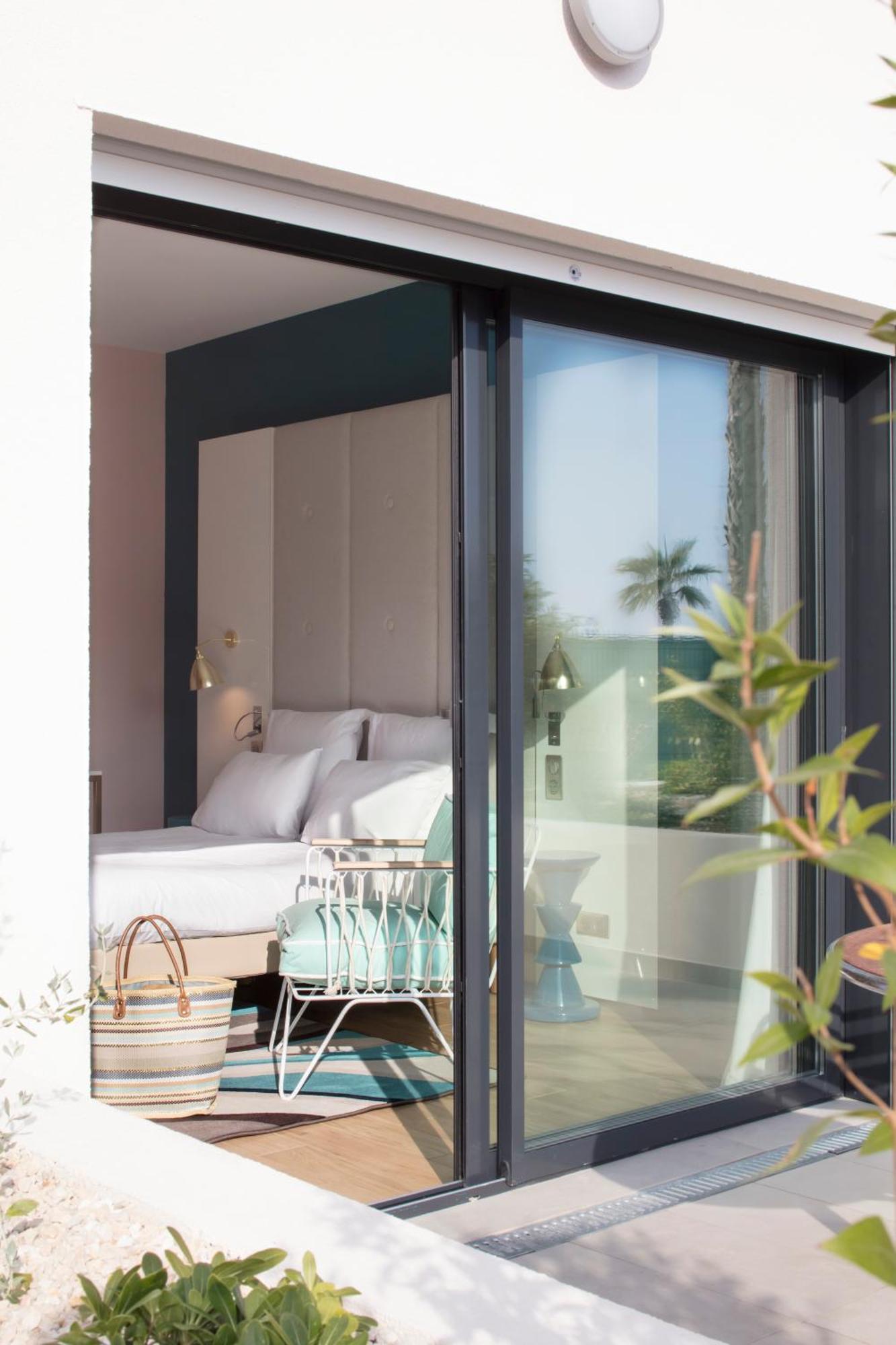 Privilege Room on the Beach