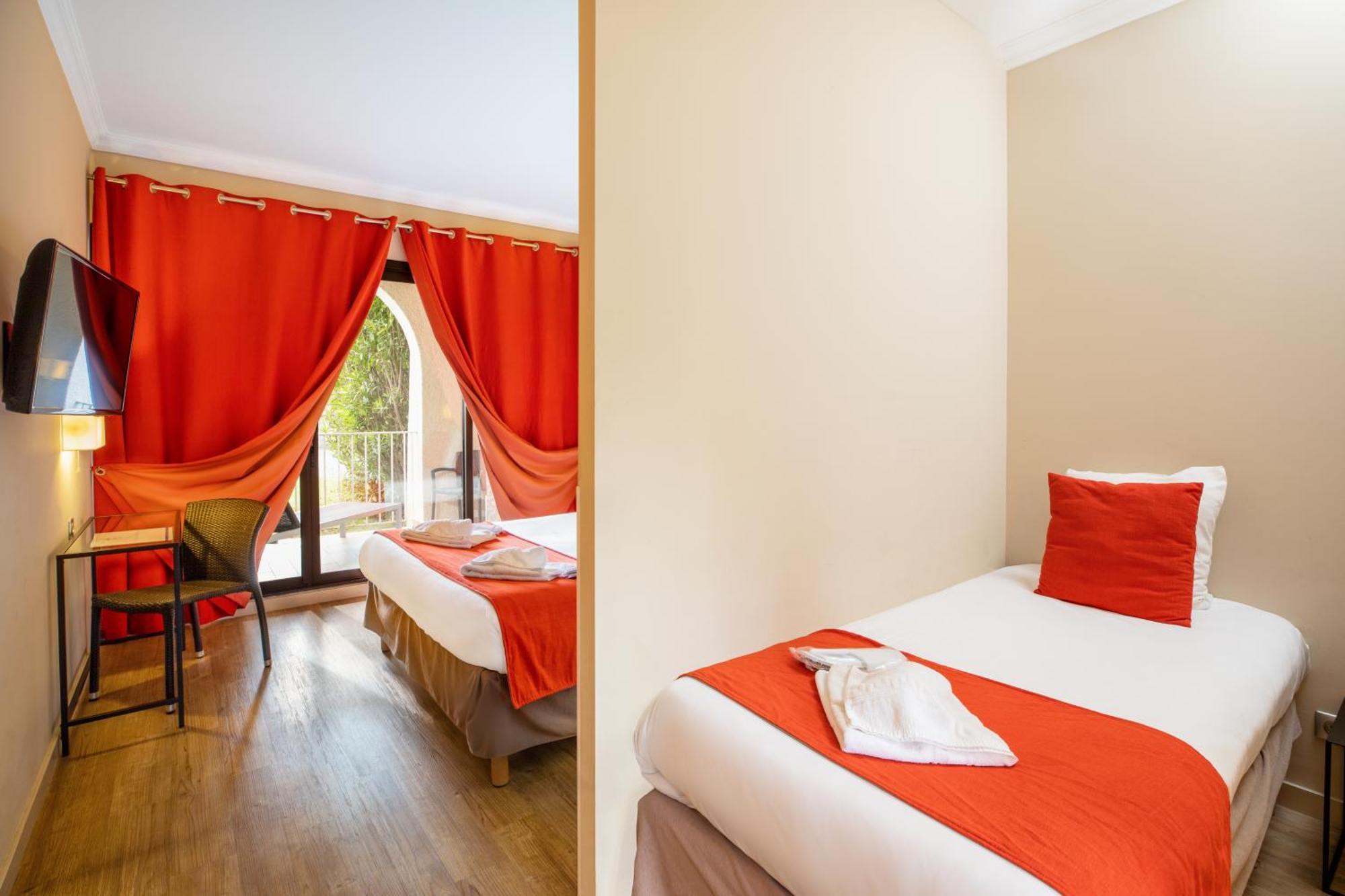 Superior Triple Room