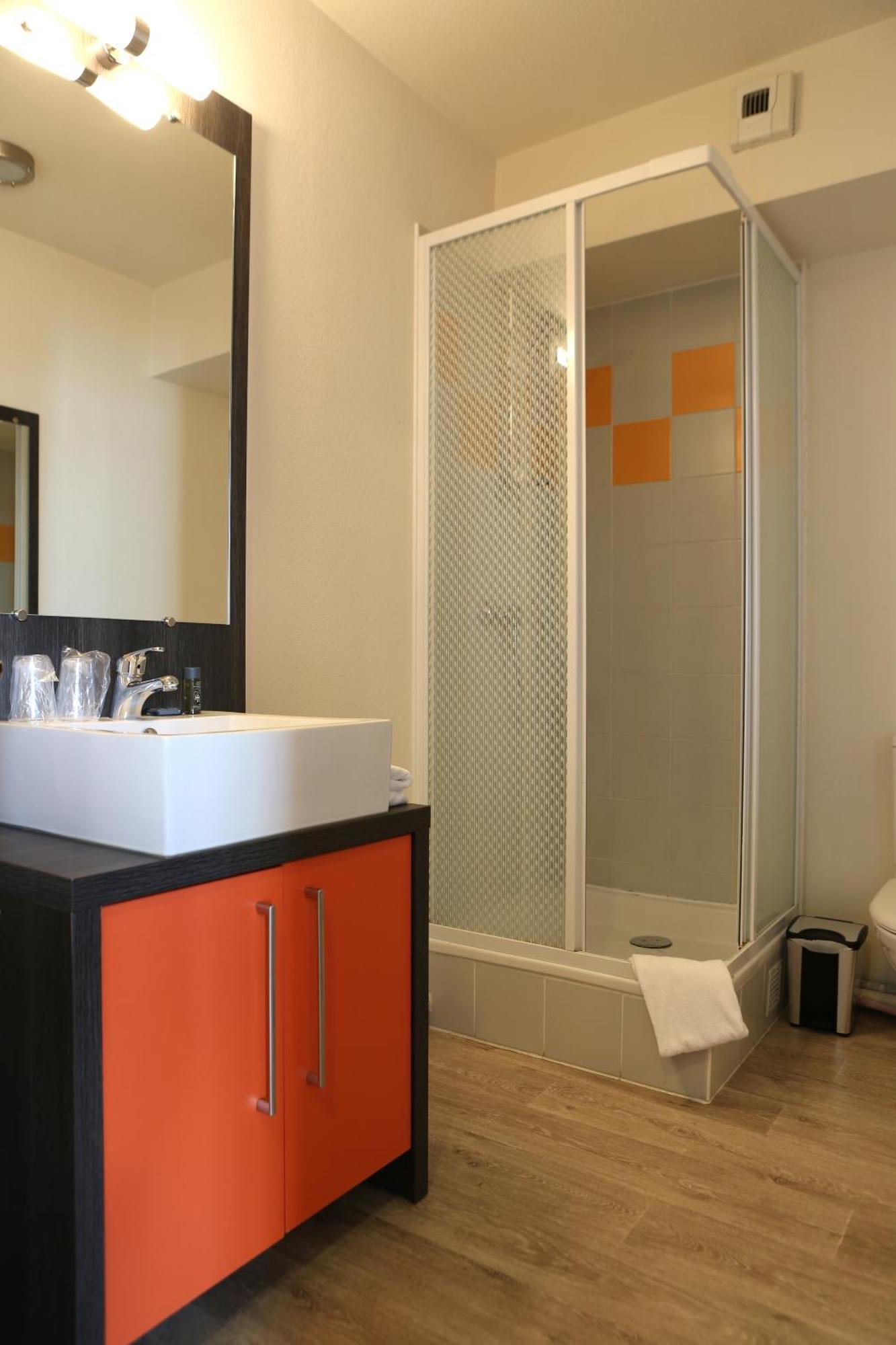 Twin Studio Apartment