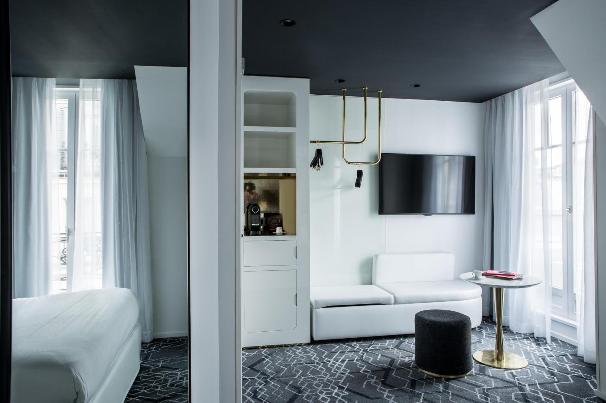 Privilege Room