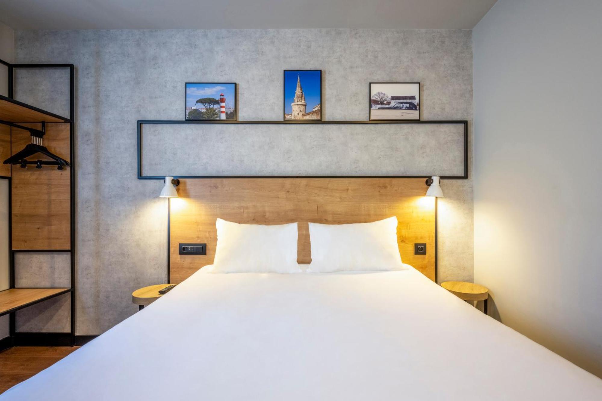 Standard Double Room Mobility Accessible