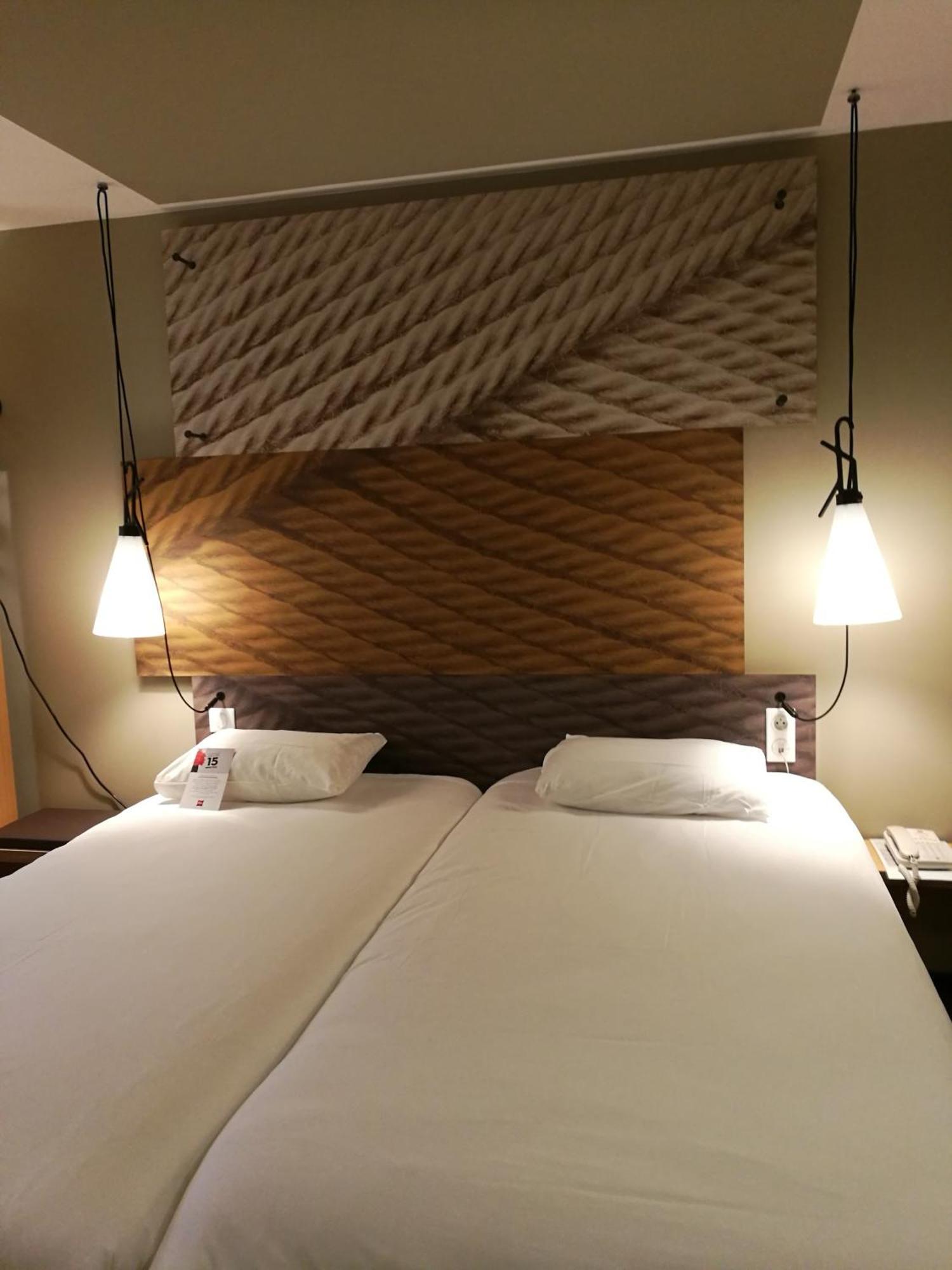 Standard Room 2 Single Beds