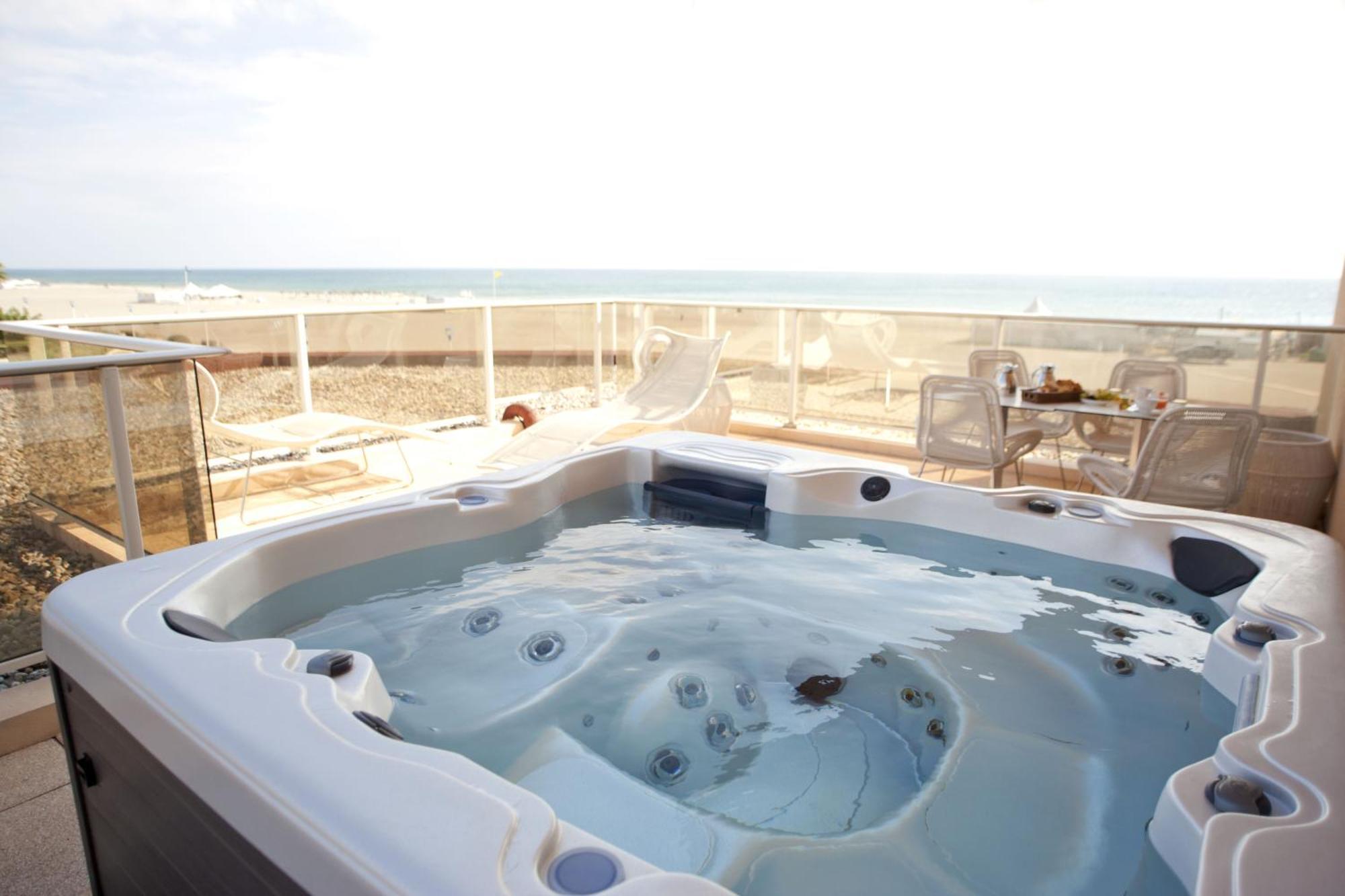 Prestige Suite Sea View Complimentary Spa Access