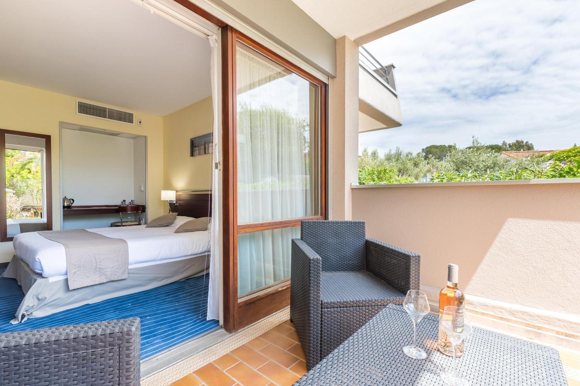 Family Room Terrace
