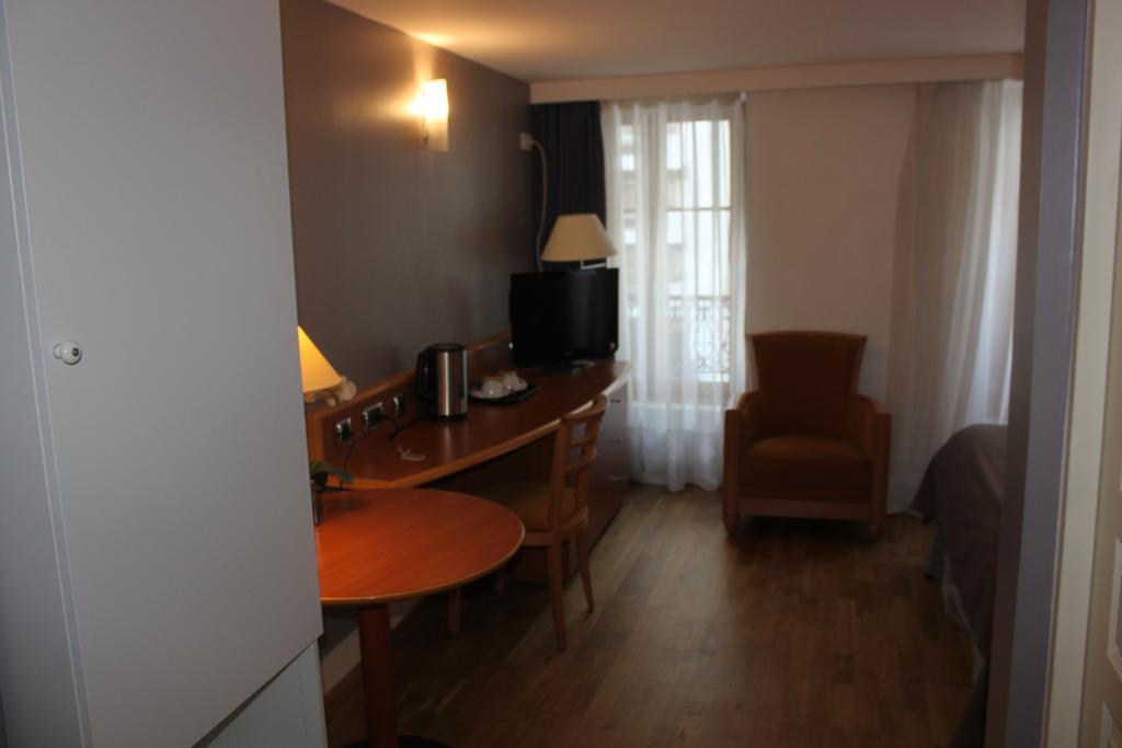 Superior Double Room Bath