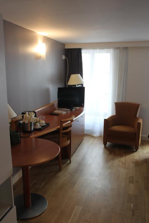 Superior Double Room Bath