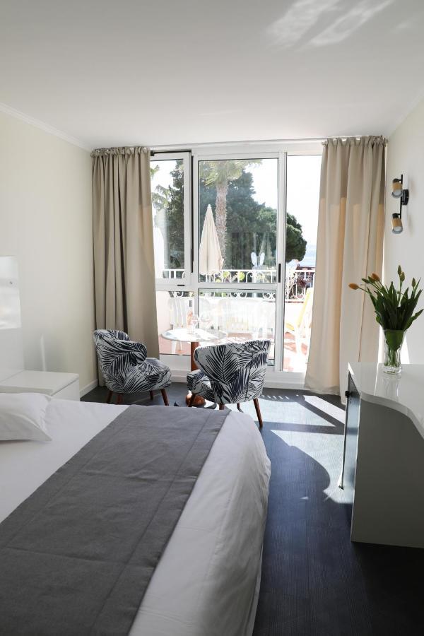 Double Room Sea View First Floor