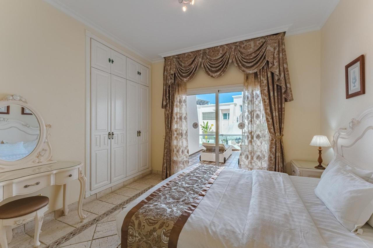 Family Suite Balcony