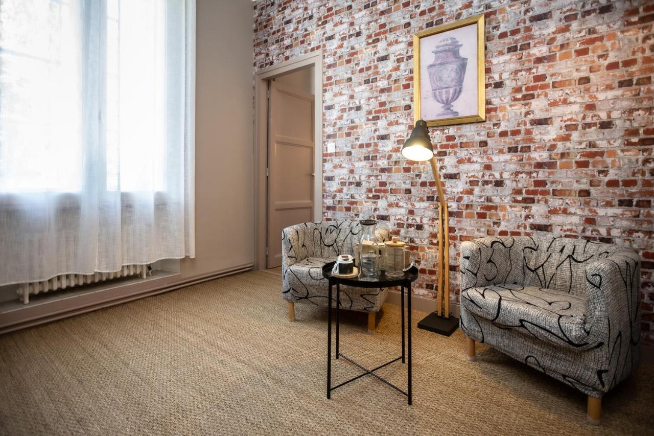 Standard Double Suite