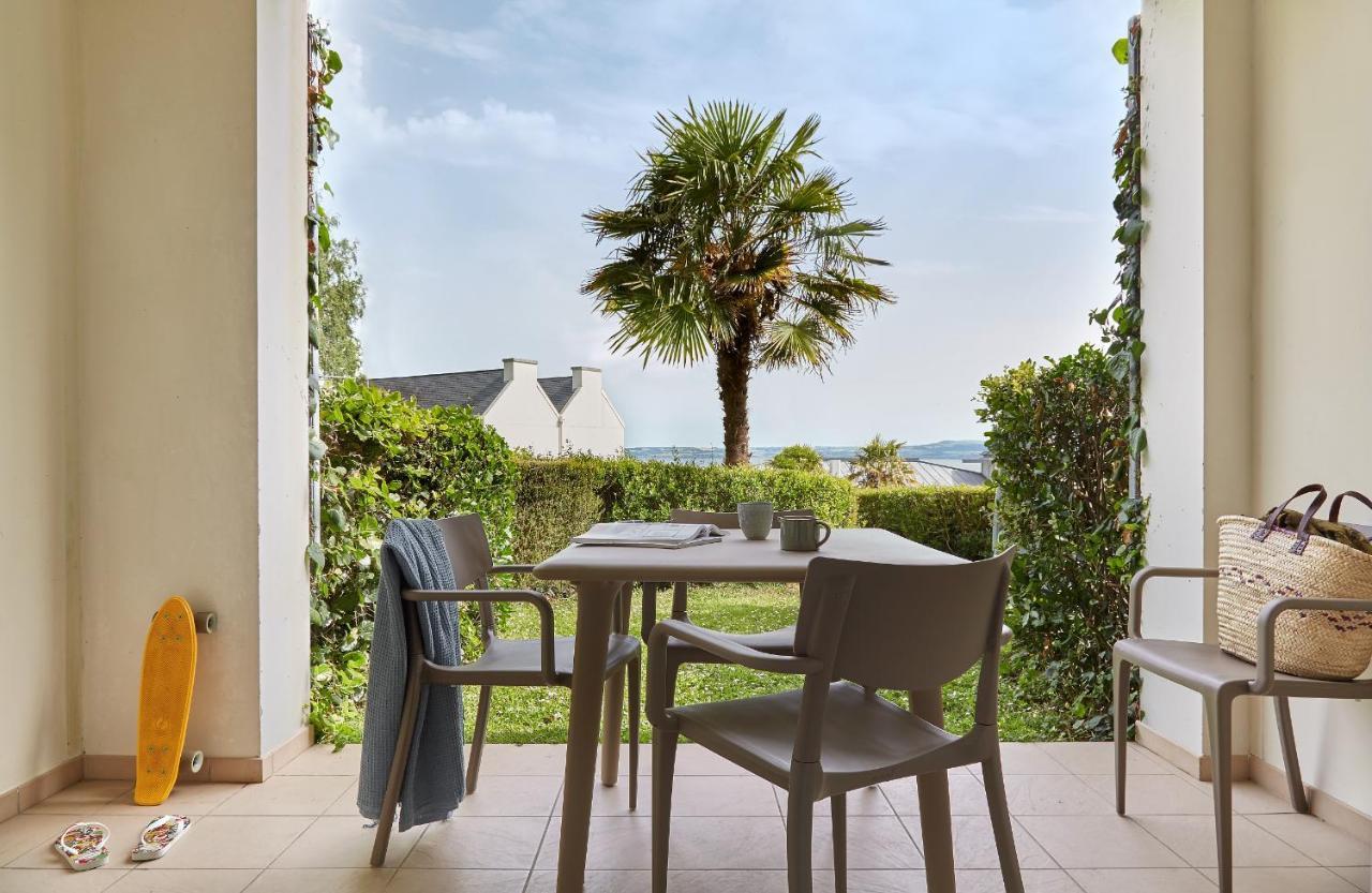 One-Bedroom Apartment Terrace or Balcony Sea View