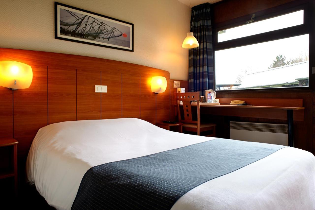 Standard Room 1 Queen Bed 1 Single Bed mezzanine