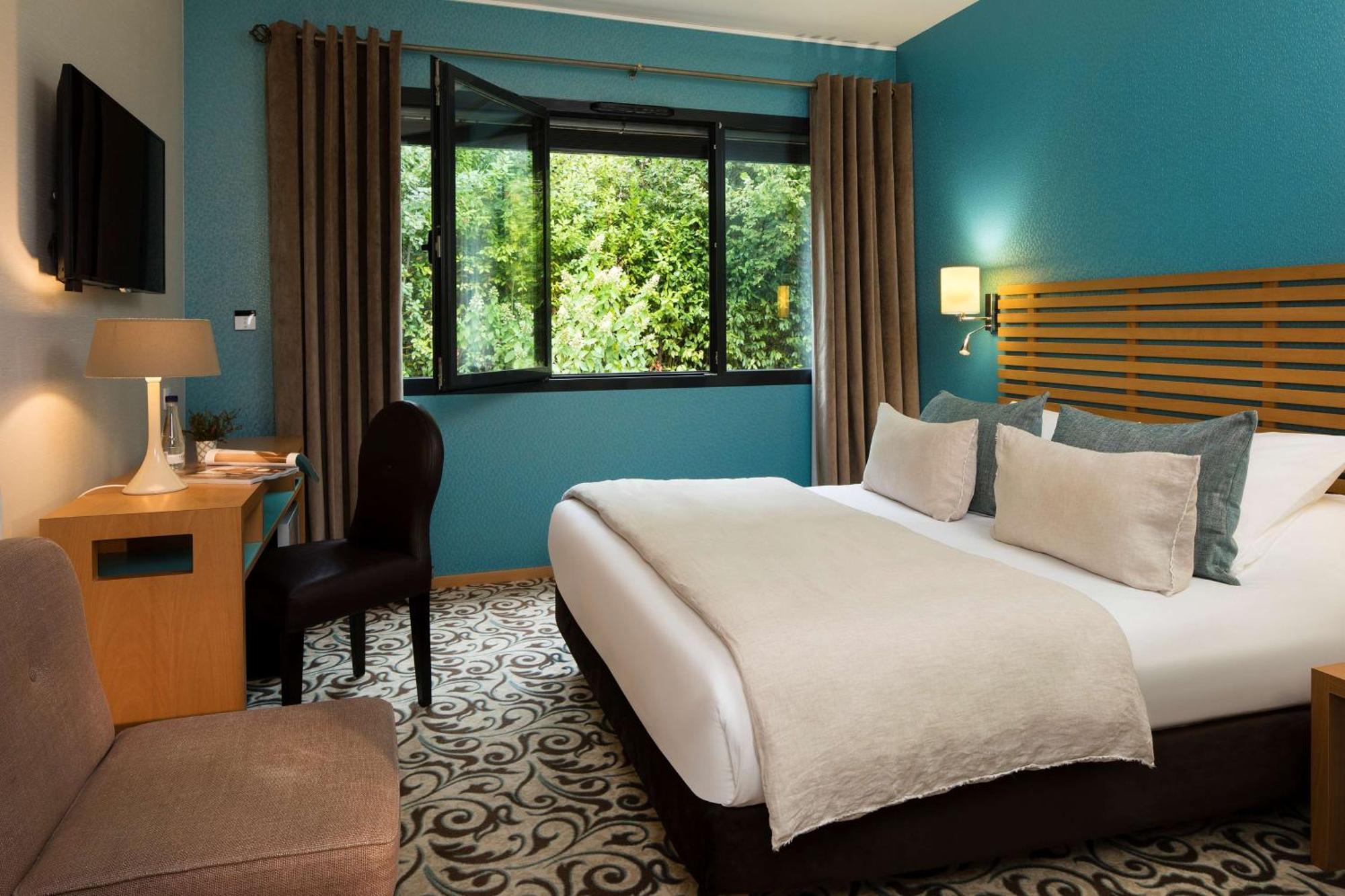Superior Queen Room
