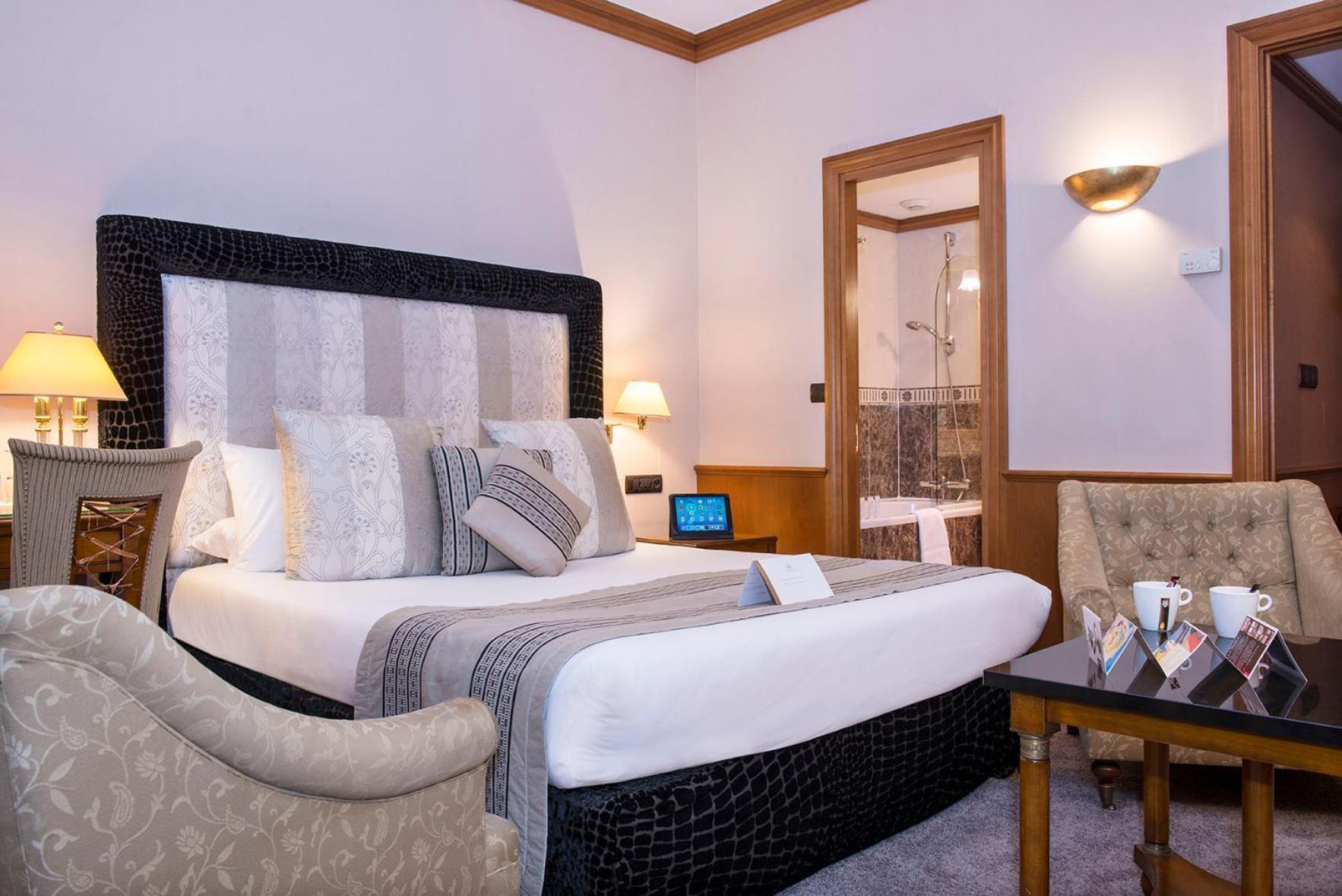 Classic Double or Twin Room