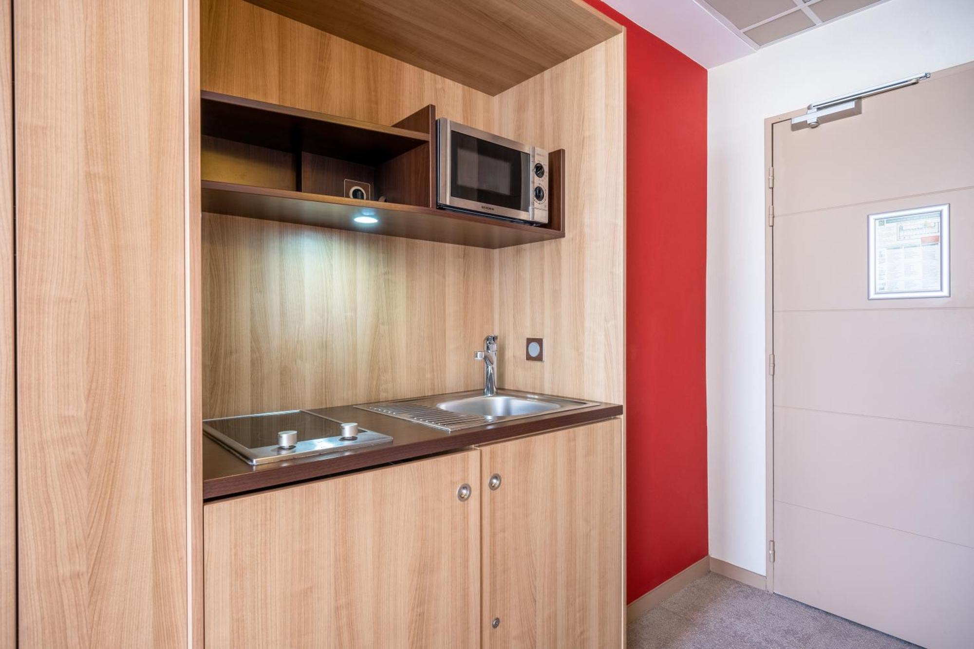Studio Double Bed