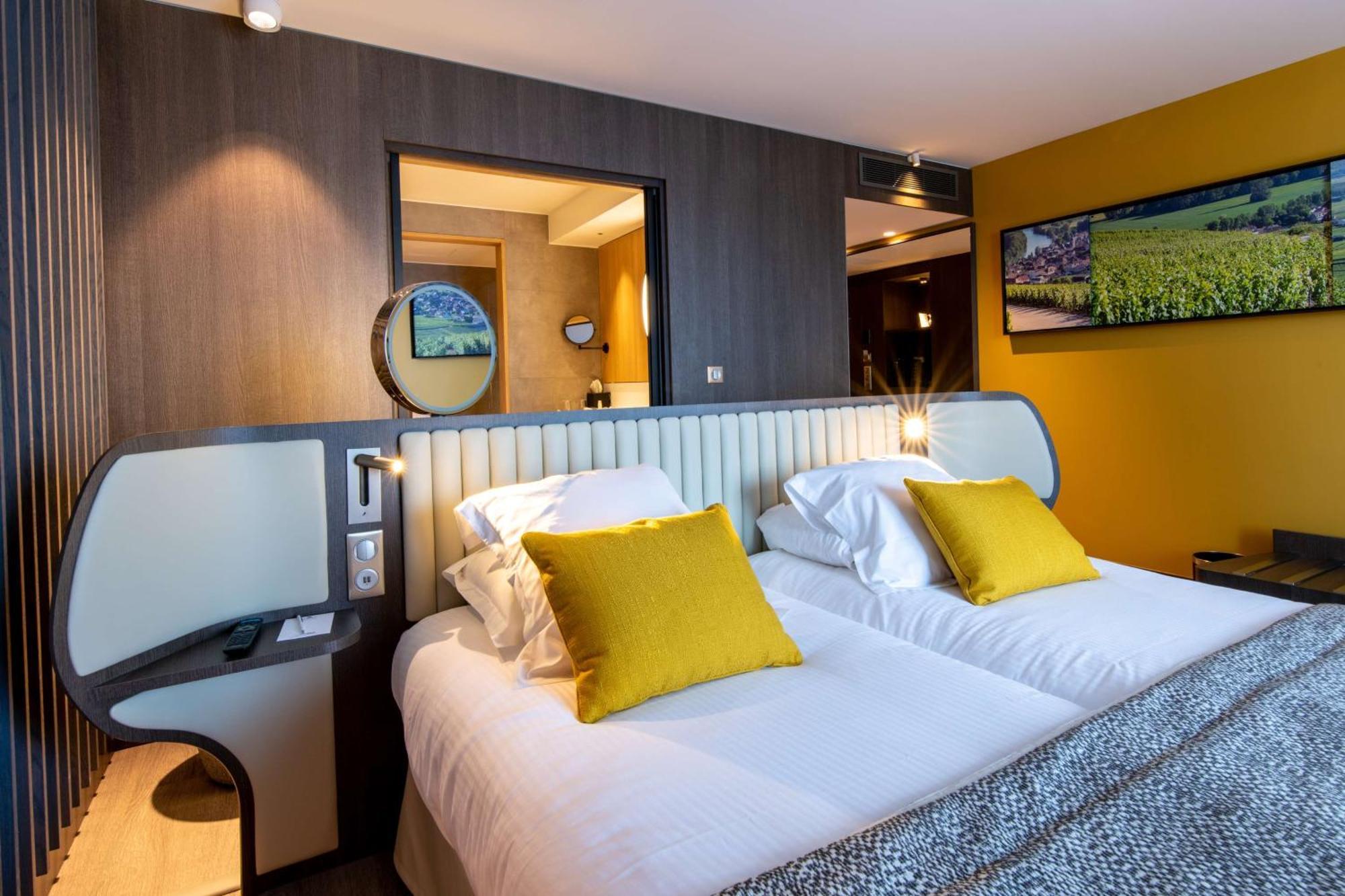 Privilege Twin Room