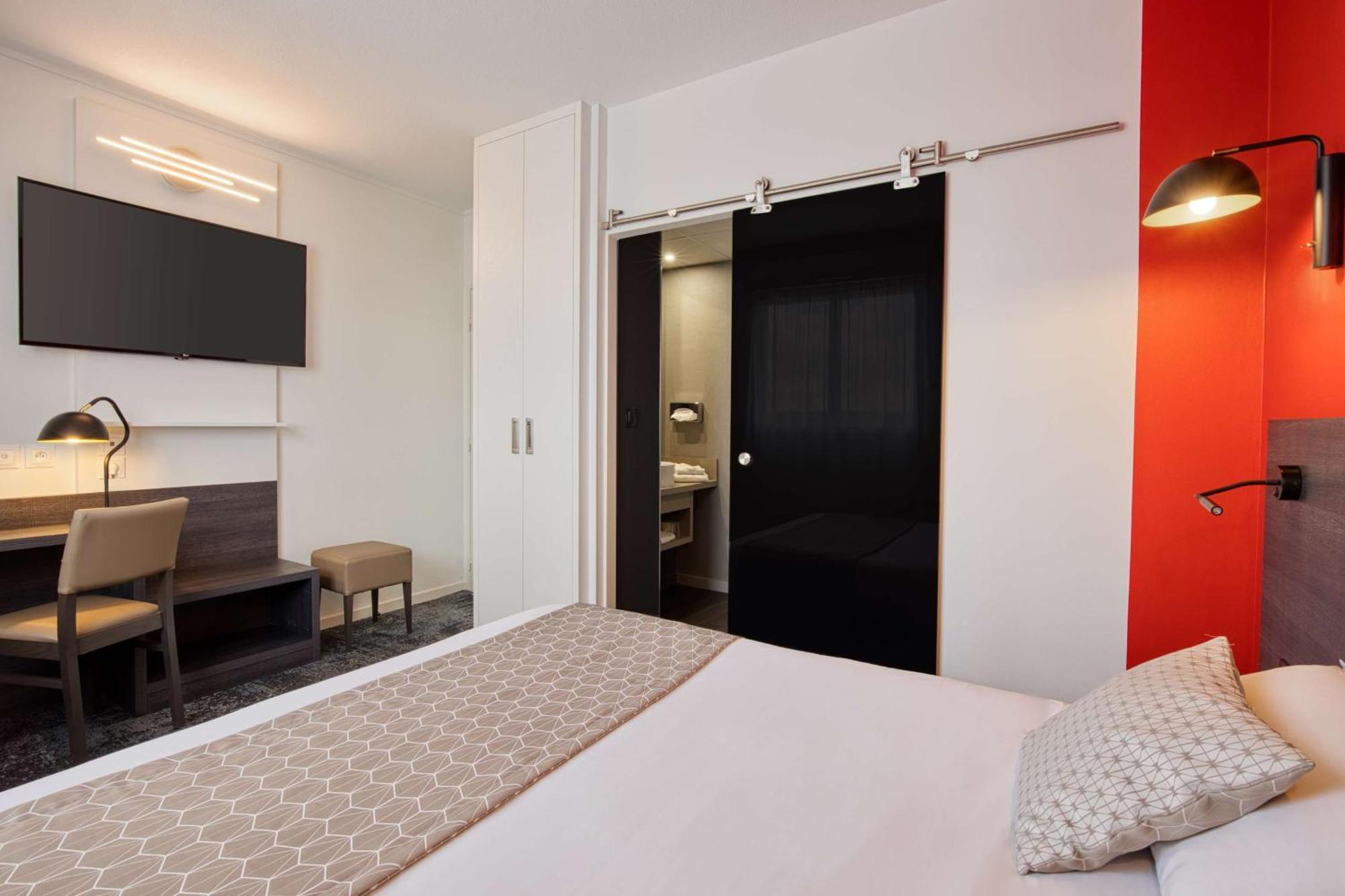 Superior Queen Room