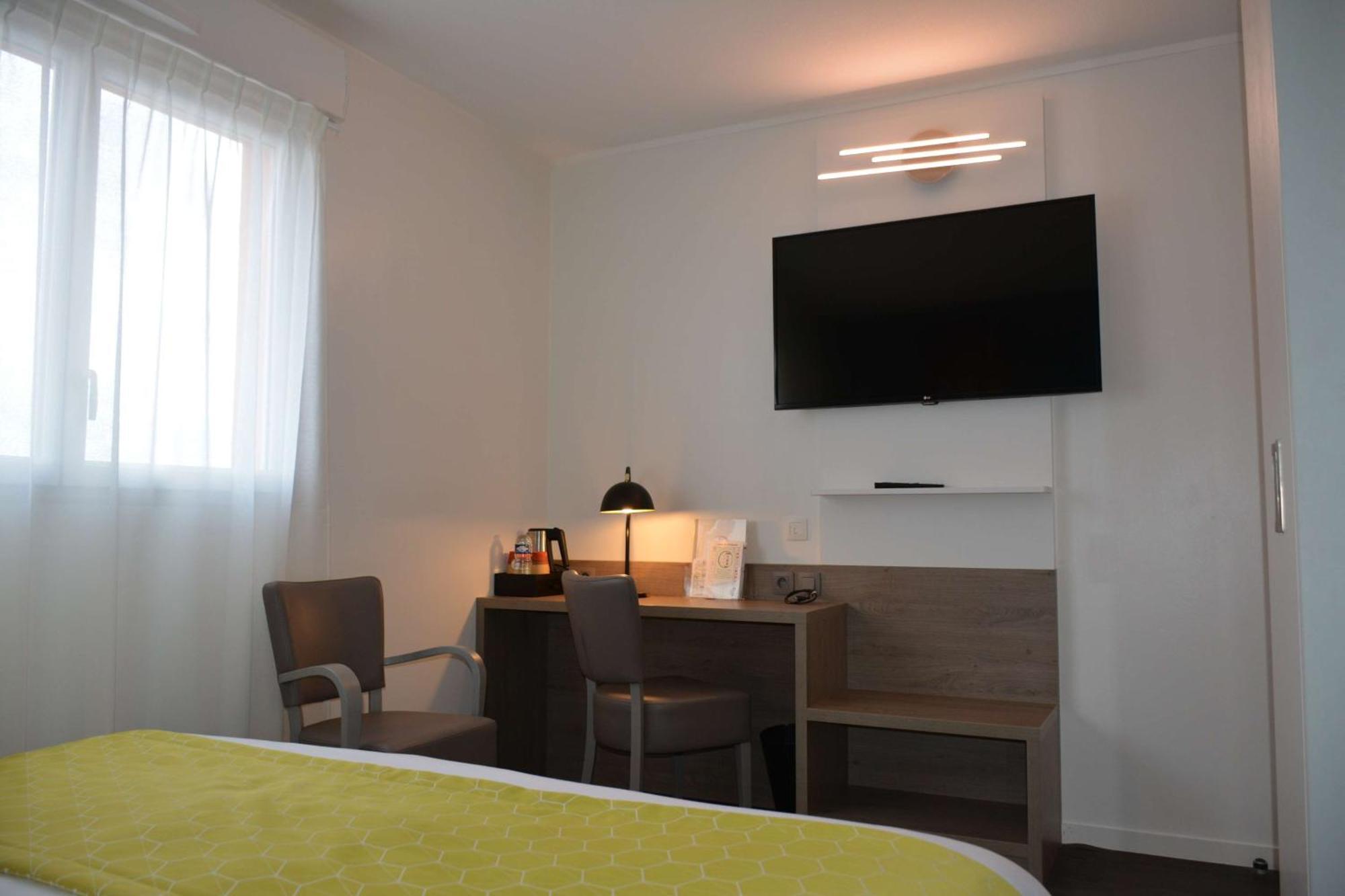 Comfort Queen Room Non-Smoking