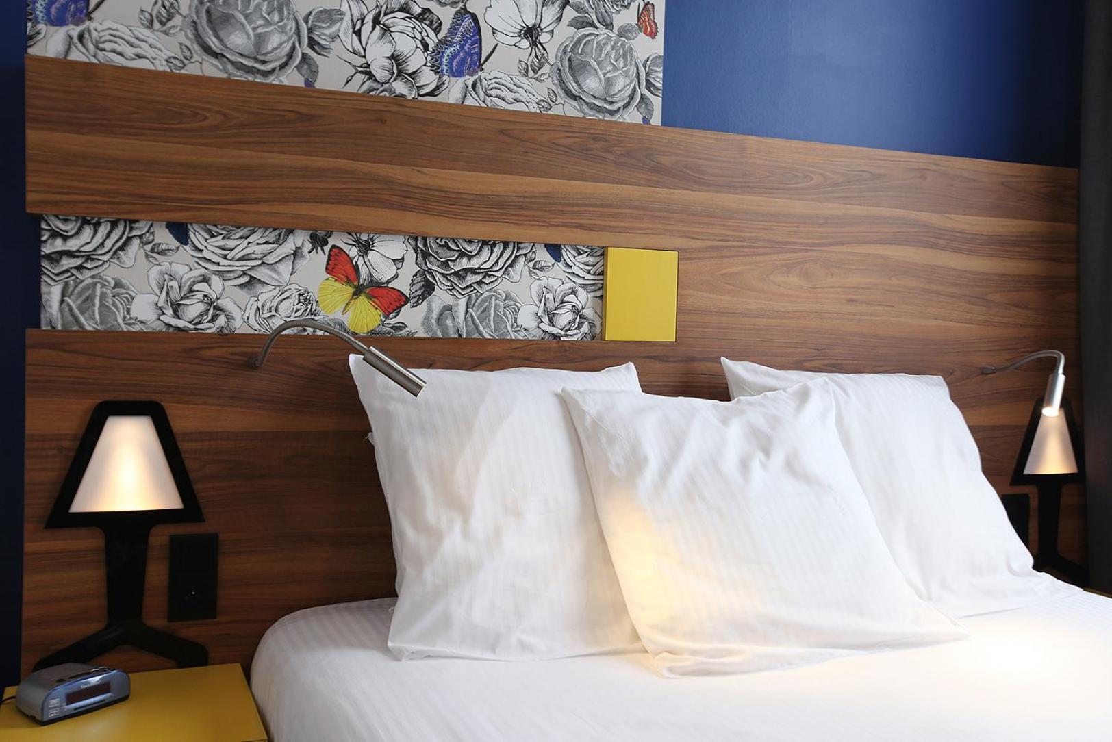Comfort Queen Room