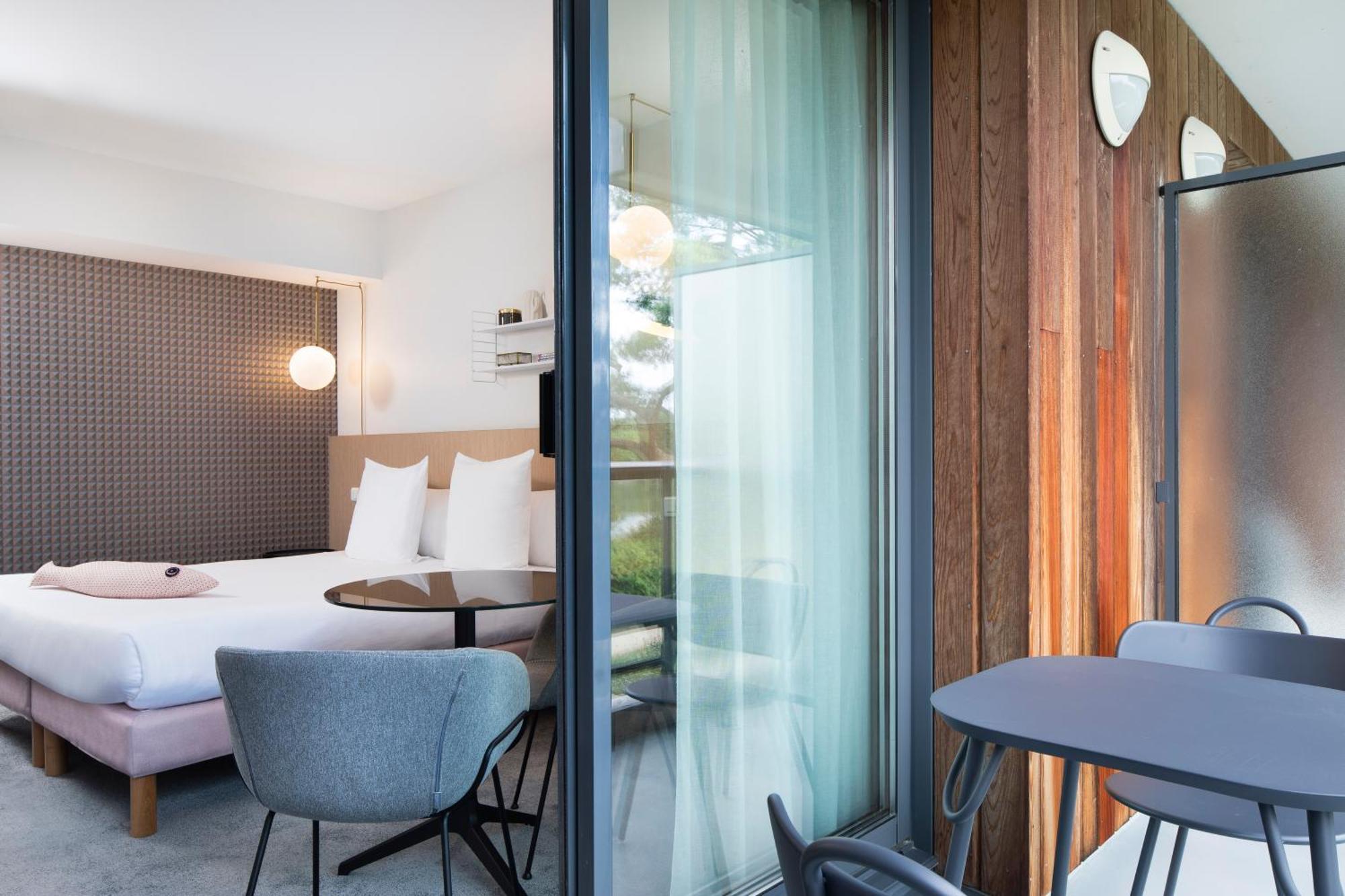 Superior Room Lake View