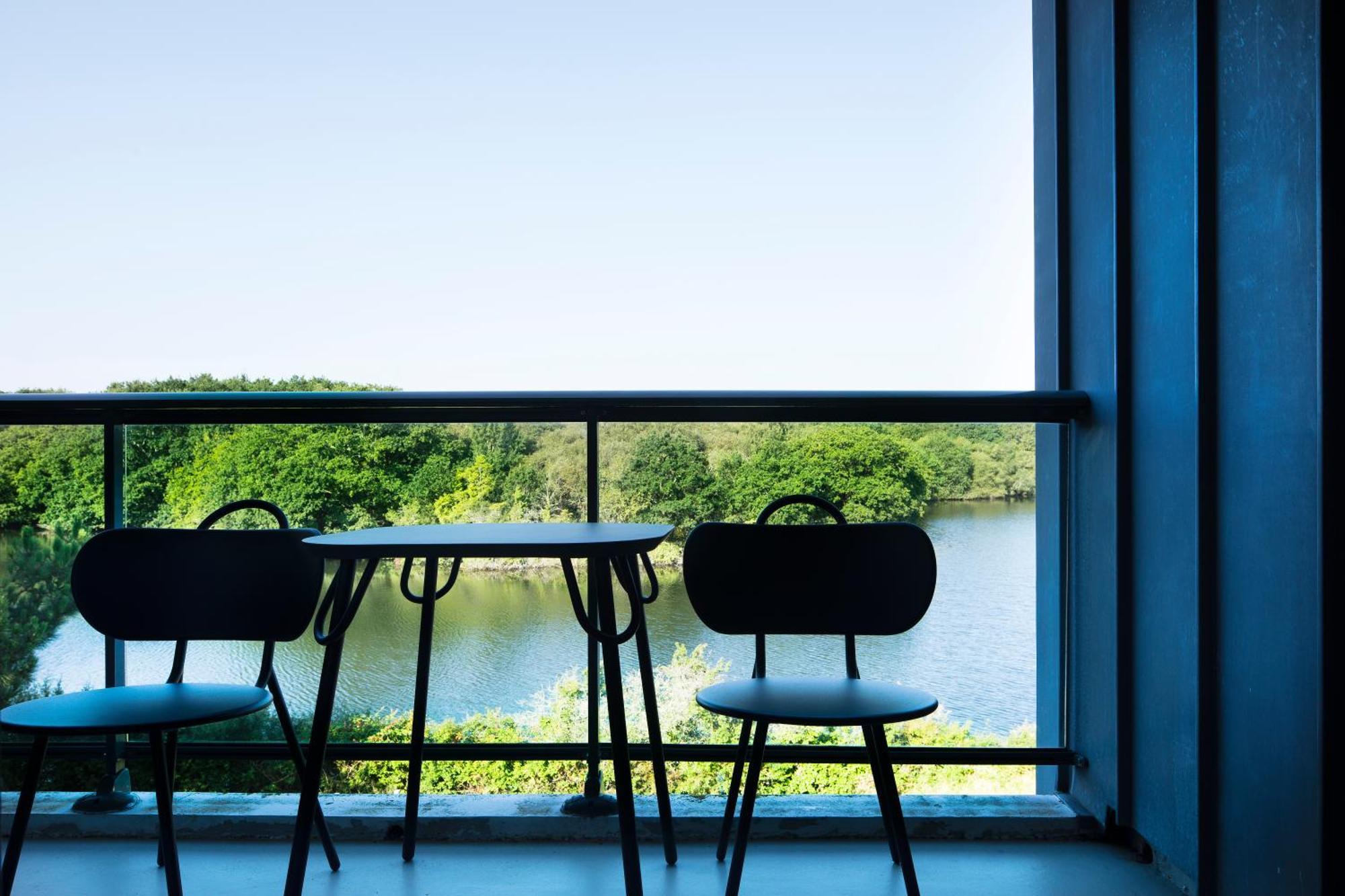 Deluxe Room Lake View