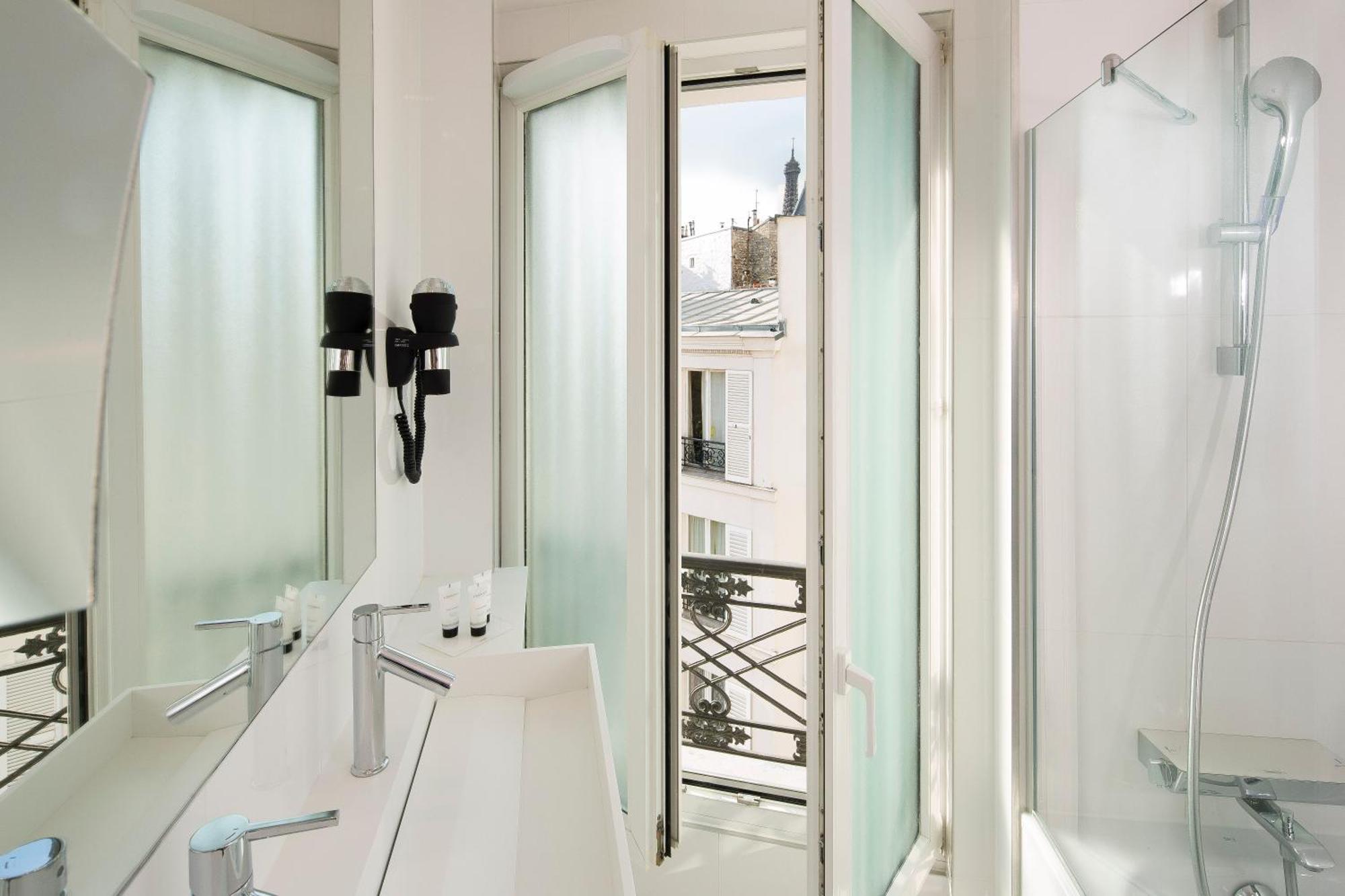 Two Connecting Double Rooms