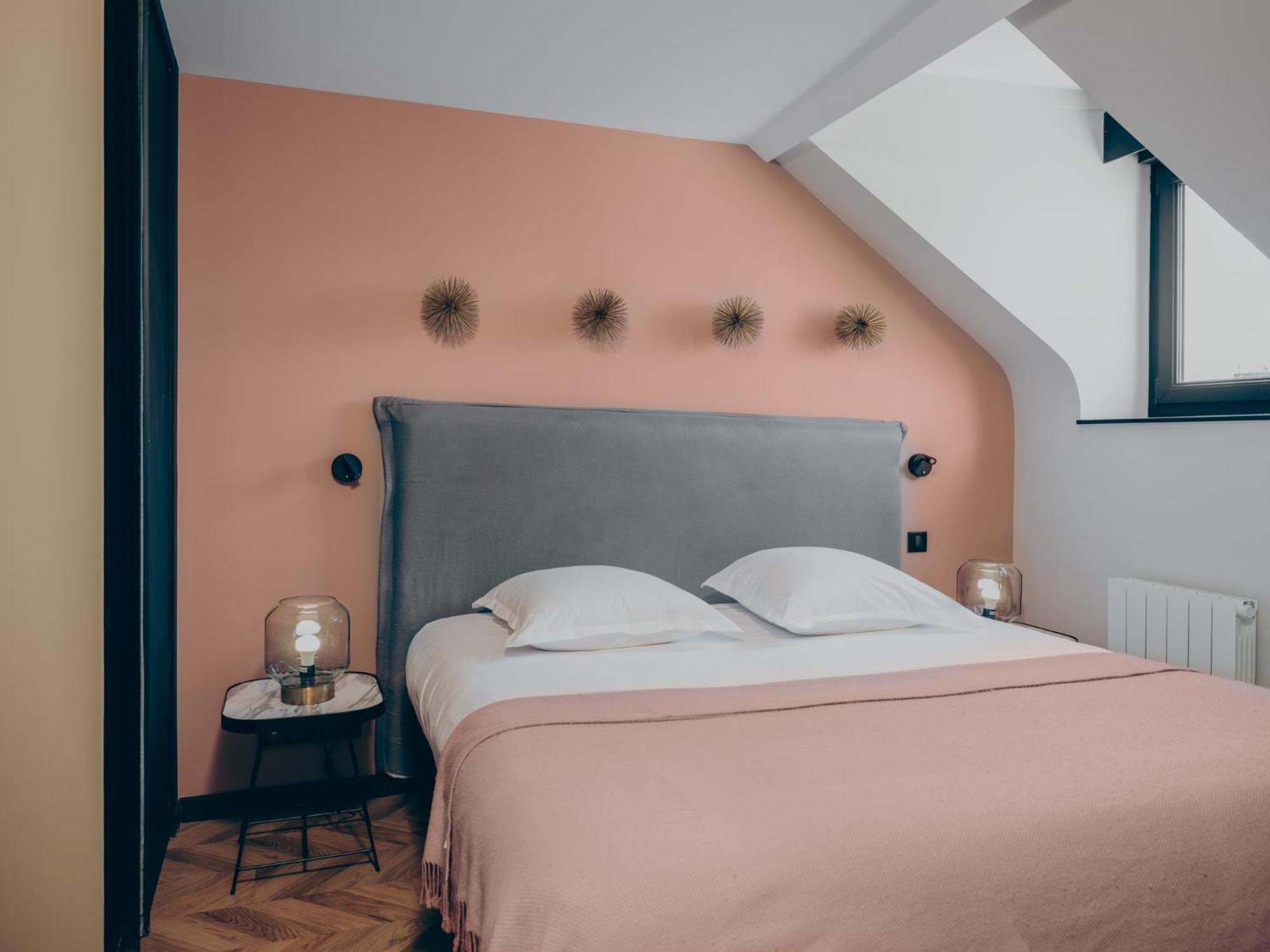 One-Bedroom Apartment Heloise