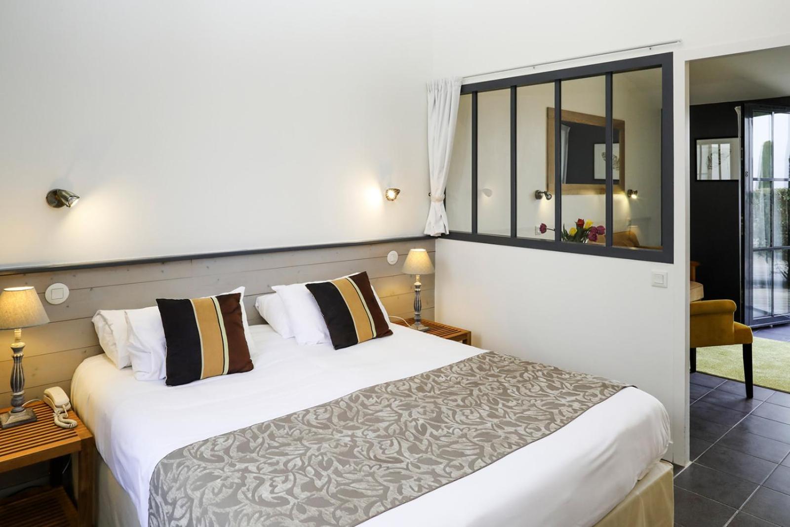 Garden Side Suite