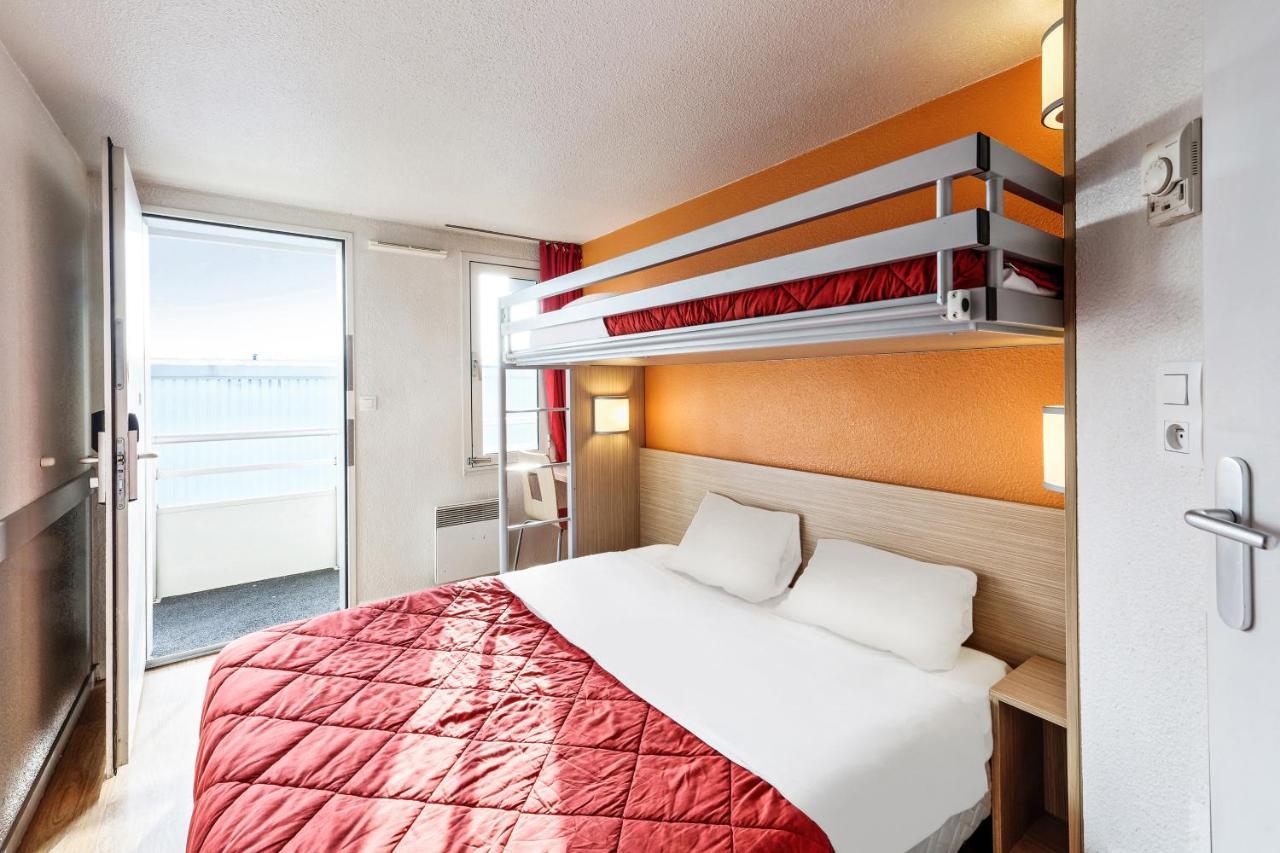 Triple Room 1 Double Bed 1 Single Bed