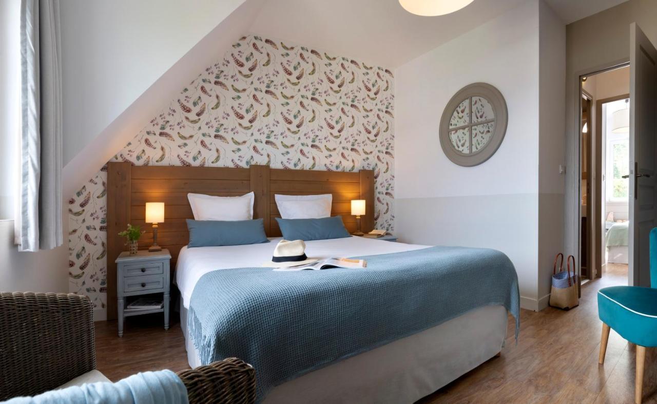 Two-Bedroom Duplex House Terrace