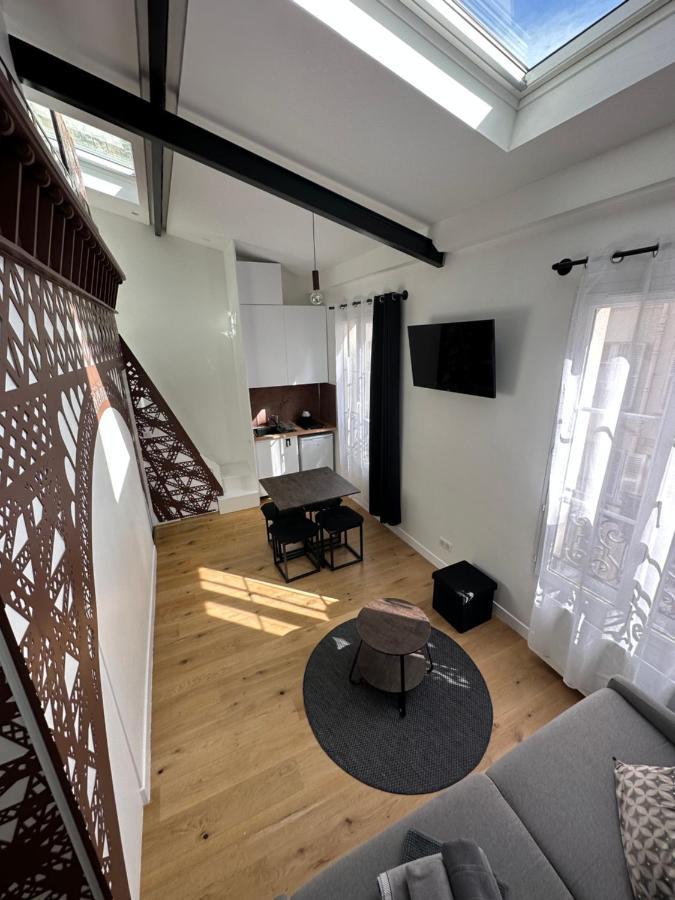 Apartment Mezzanine Third Floor