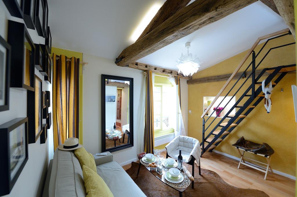 Studio Single Mezzanine E5DD Yellow Cake