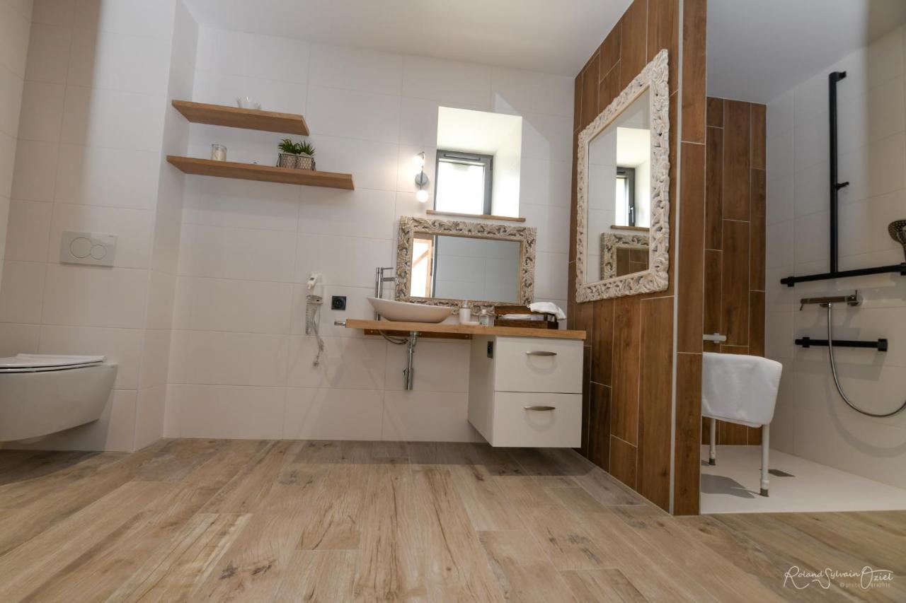 Double or Twin Room Disability Access