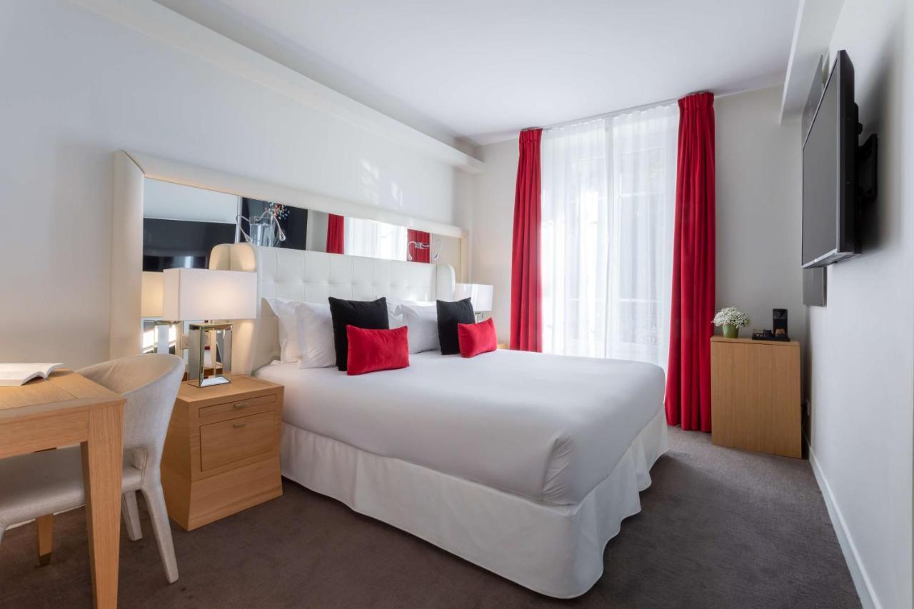 Deluxe King Room City View
